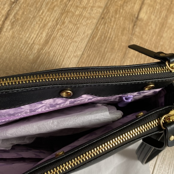 Lo&Sons Pearl Crossbody Bag - Picture 3 of 16